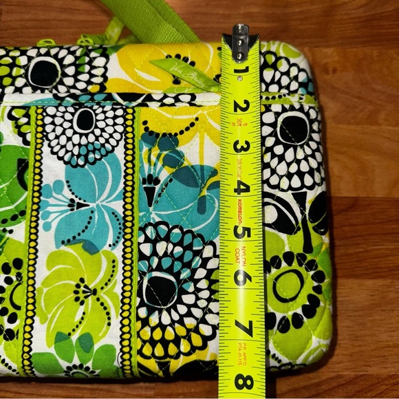 Vera Bradley Retired "Limes Up" Mini Laptop/iPad Hard Case Used Nice Condition - Picture 16 of 16